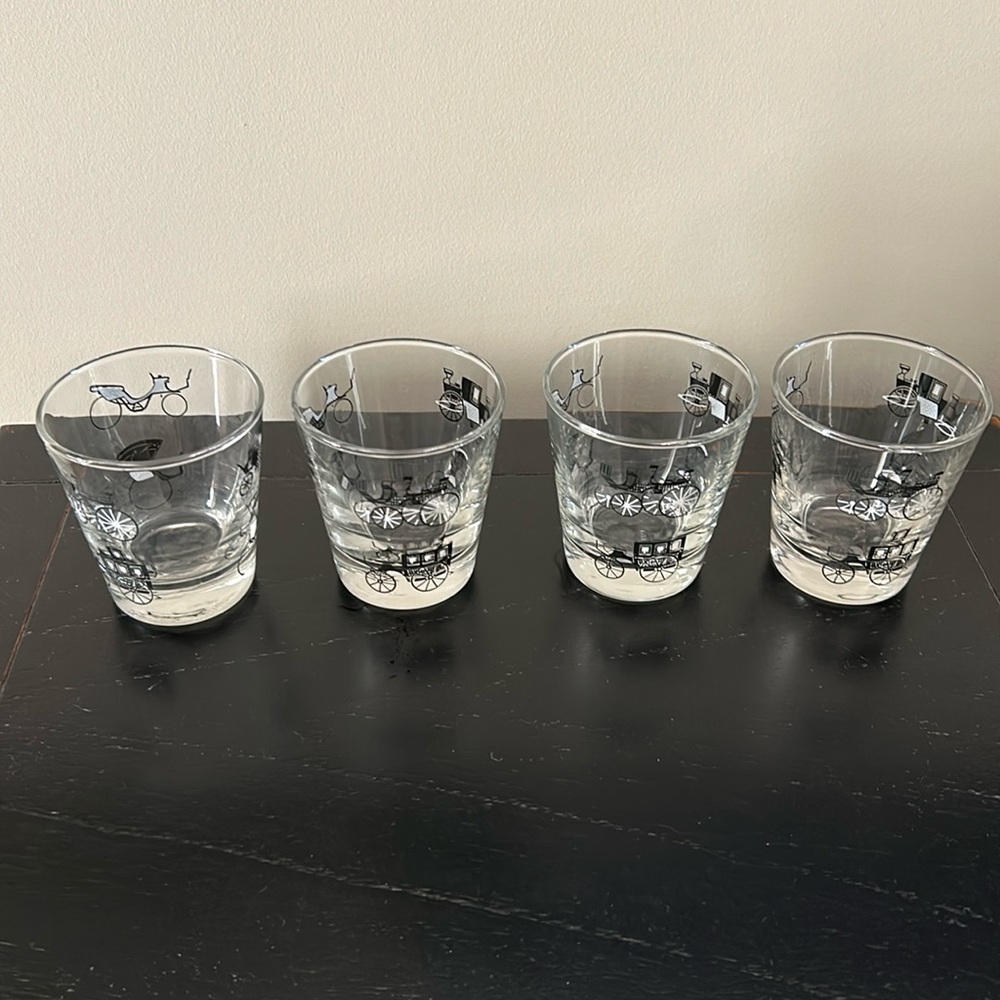 Vintage. Libbey Curio Antique Buggy Low Ball Glasses. Set of 4